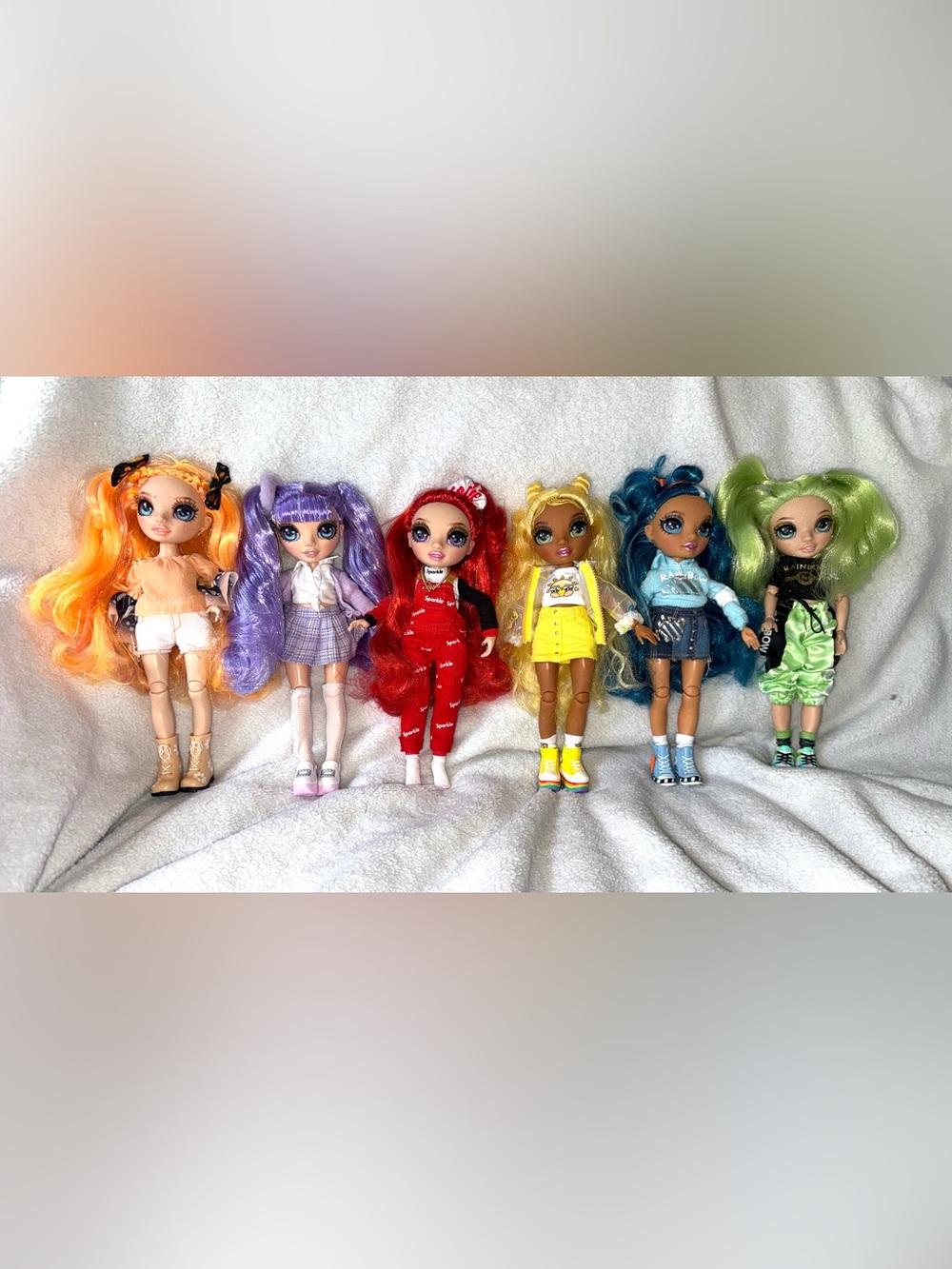 Complete set of 6 Rainbow High Junior High Series 1 dolls by MGA Entertainment.
